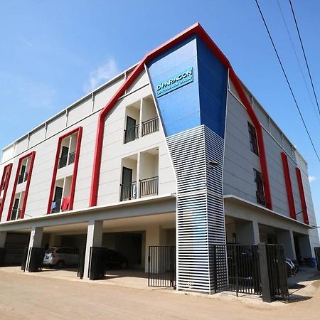 Dparagon Kalijudan Hostel Σουραμπάγια Εξωτερικό φωτογραφία